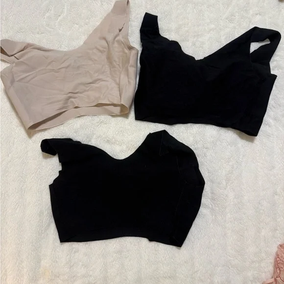 NEIWAI Barely Zero wireless bras in white and black colors BUNDLE of 3 ONE SIZE - Picture 3 of 5